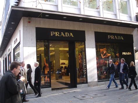 Bewertungen von PRADA Germany GmbH in Düsseldorf 